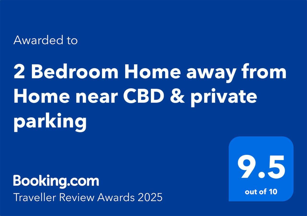 2 Bedroom Home Away From Home Near Cbd & Private Parking Hamilton Exterior photo